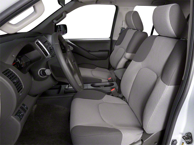 2012 Suzuki Equator photo 3