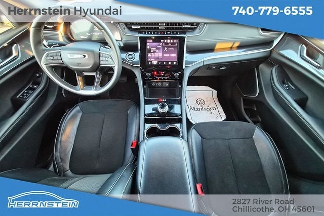 2022 Jeep Grand Cherokee Altitude