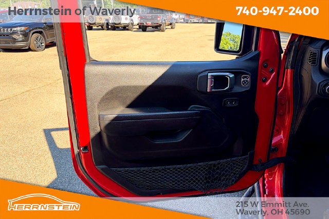 2022 Jeep Gladiator Sport