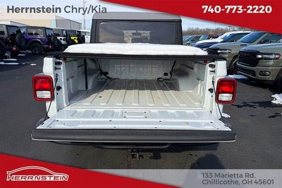 2023 Jeep Gladiator Overland