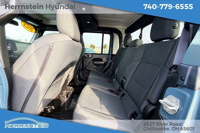 2025 Jeep Gladiator Nighthawk