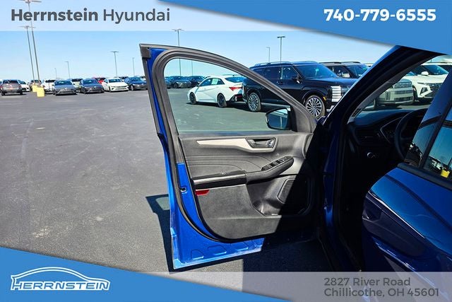 2022 Ford Escape S