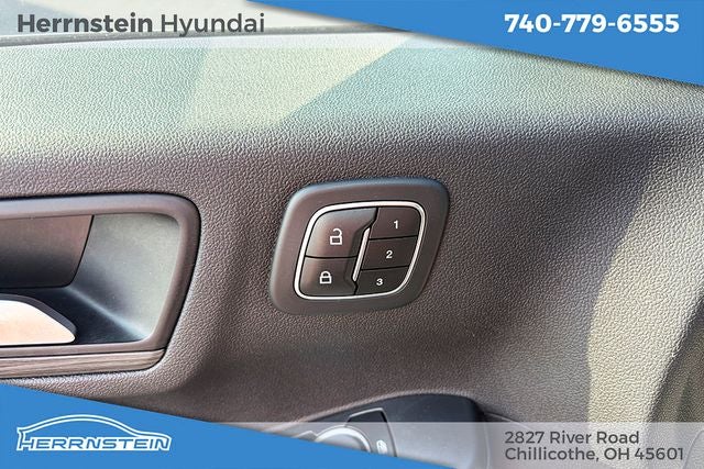 2023 Ford Escape Platinum - Photo 16