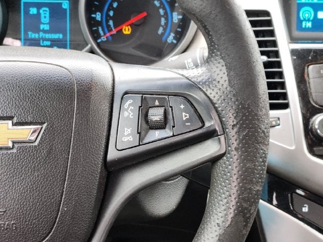 2014 Chevrolet Cruze LS - Photo 10