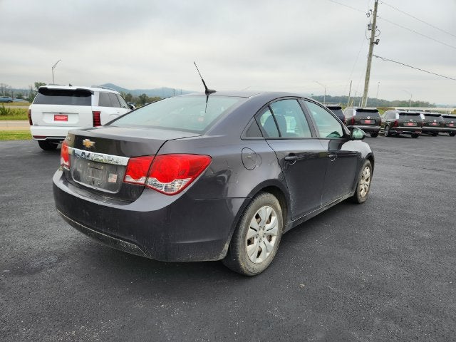 2014 Chevrolet Cruze LS - Photo 27