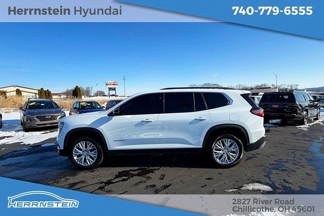 2024 GMC Acadia Elevation