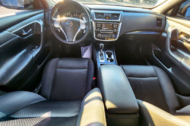 2018 Nissan Altima SR - Photo 10