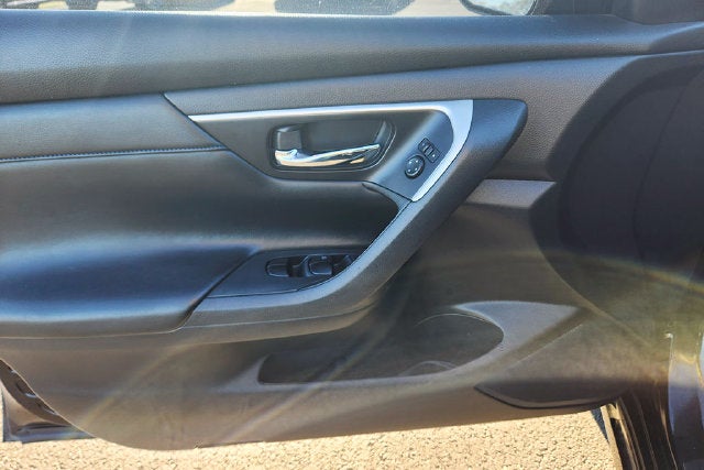 2018 Nissan Altima SR - Photo 14