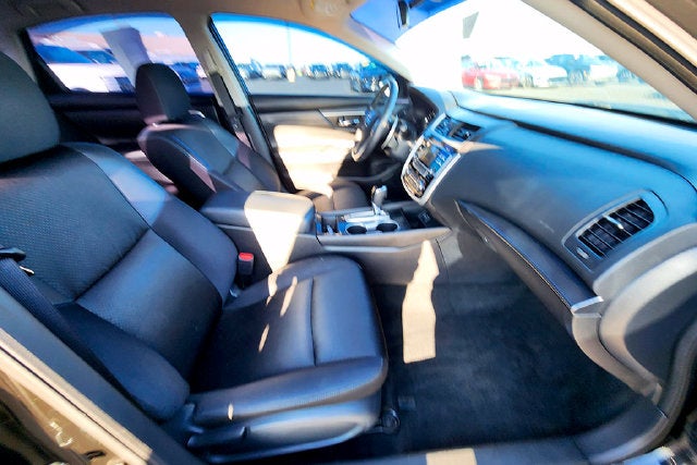 2018 Nissan Altima SR - Photo 29