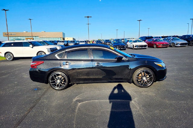 2018 Nissan Altima SR - Photo 30