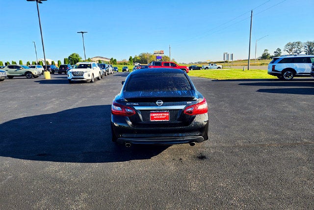 2018 Nissan Altima SR - Photo 32