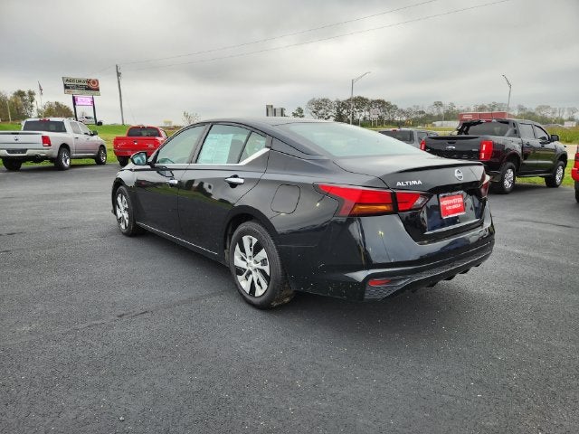 2022 Nissan Altima 2.5 S