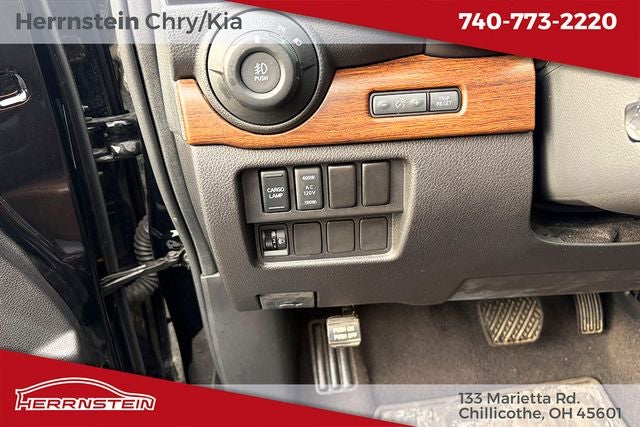 2021 Nissan Titan Platinum Reserve
