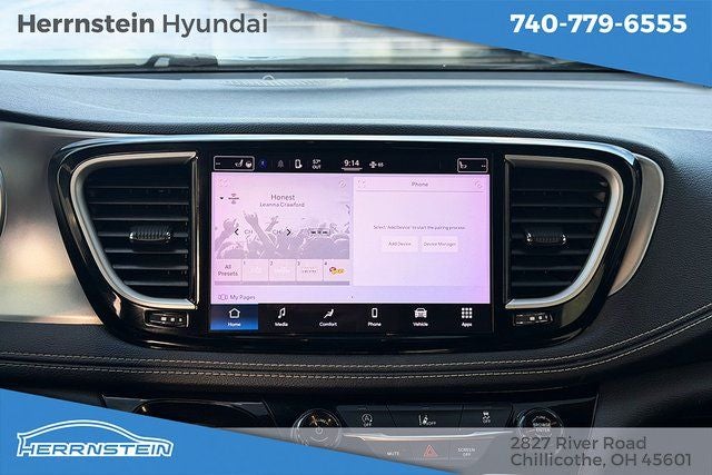 2022 Chrysler Pacifica Touring L