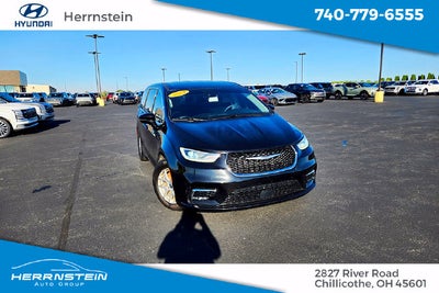 2024 Chrysler Pacifica Touring L