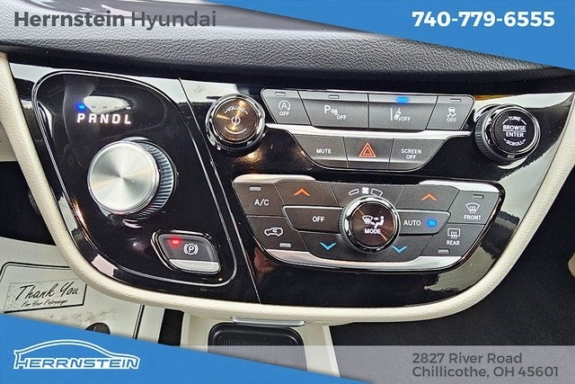 2023 Chrysler Pacifica Touring L