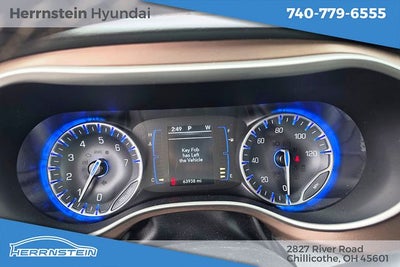 2023 Chrysler Voyager LX
