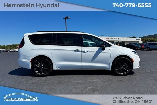 2023 Chrysler Pacifica Limited