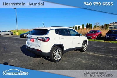 2022 Jeep Compass Latitude Lux
