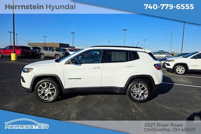 2022 Jeep Compass Latitude Lux