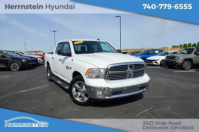 2016 RAM 1500 Big Horn 4x4 Crew Cab 5'7's photo