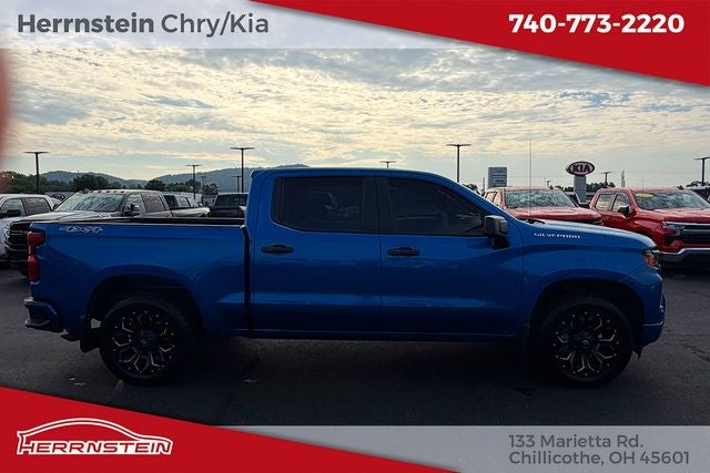 2022 Chevrolet Silverado 1500 Custom