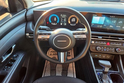 2025 Hyundai TUCSON SE