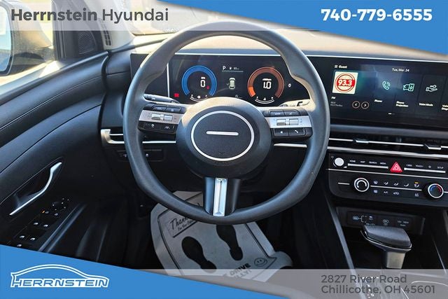 2025 Hyundai TUCSON SE