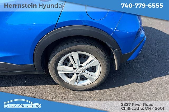2023 Nissan Kicks S - Photo 17