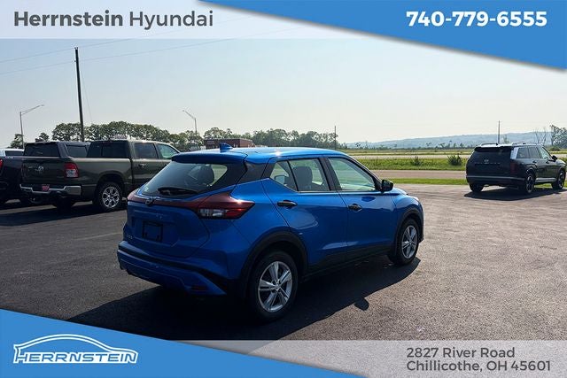 2023 Nissan Kicks S