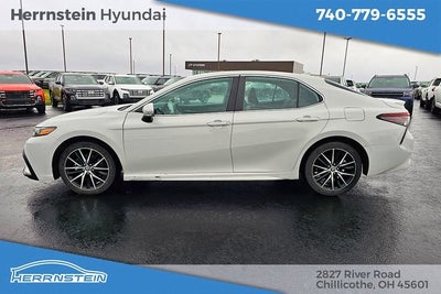 2023 Toyota Camry SE Nightshade