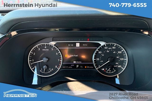 2024 Nissan Pathfinder SL