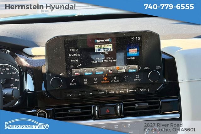2024 Nissan Pathfinder SL