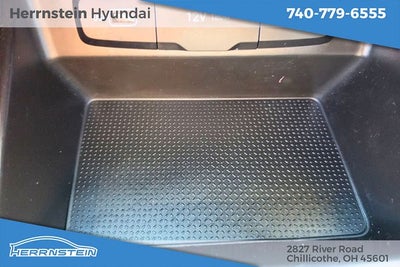2022 Hyundai TUCSON SE