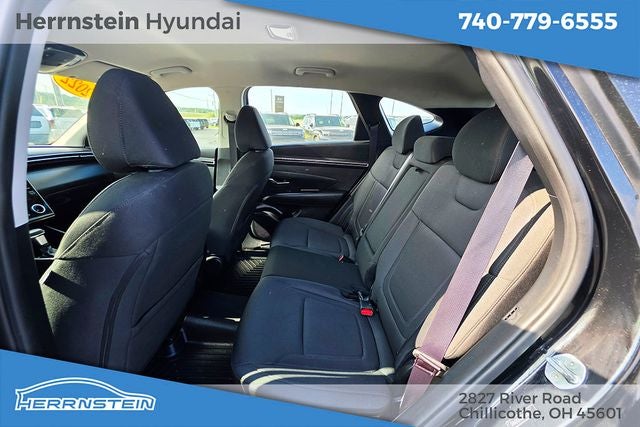 2022 Hyundai TUCSON SE