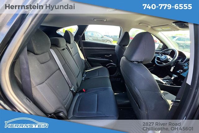 2022 Hyundai TUCSON SE