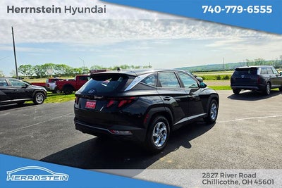 2022 Hyundai TUCSON SE