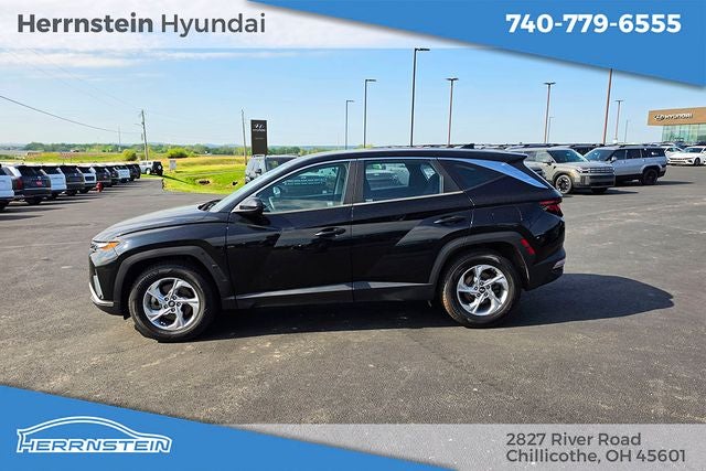 2022 Hyundai TUCSON SE