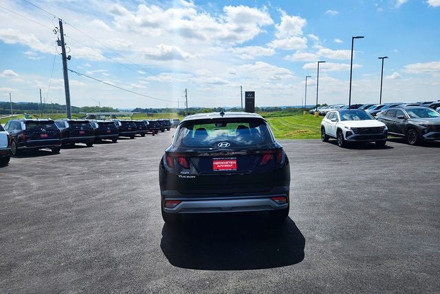 2026 Hyundai TUCSON SE FWD