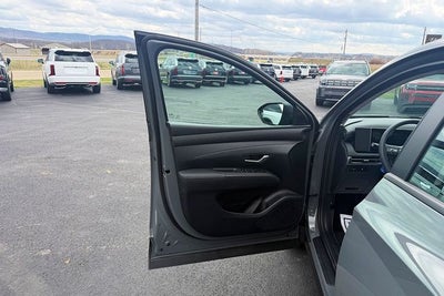 2026 Hyundai TUCSON SE FWD