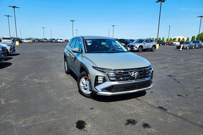 2026 Hyundai TUCSON SE FWD