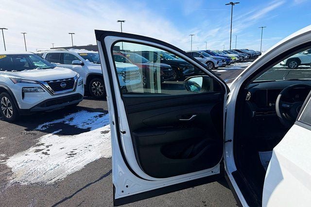 2026 Hyundai TUCSON SE FWD