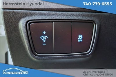 2023 Hyundai TUCSON SE