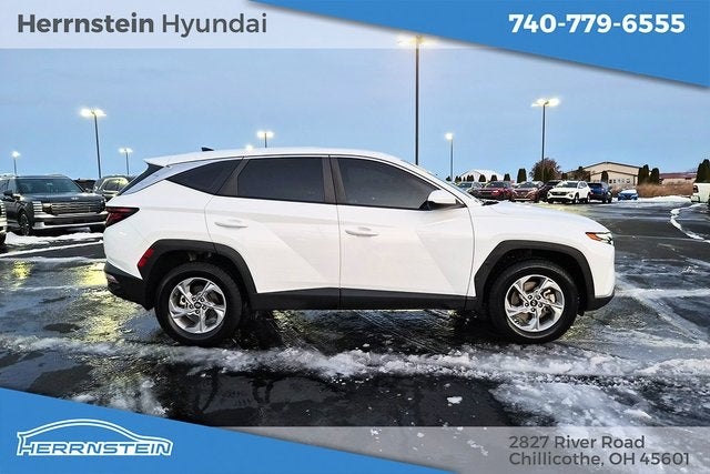 2023 Hyundai TUCSON SE