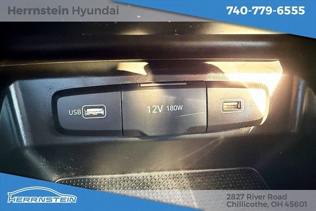 2022 Hyundai TUCSON SE