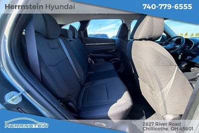 2022 Hyundai TUCSON SE