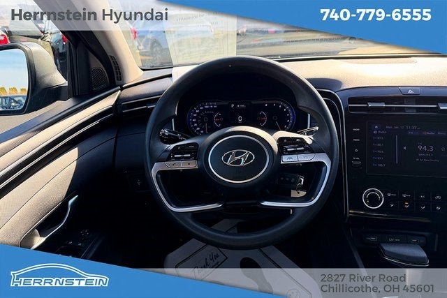 2022 Hyundai TUCSON SE
