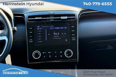 2022 Hyundai TUCSON SE