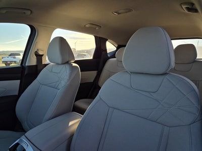 2026 Hyundai TUCSON SE AWD