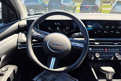 2026 Hyundai TUCSON SE AWD